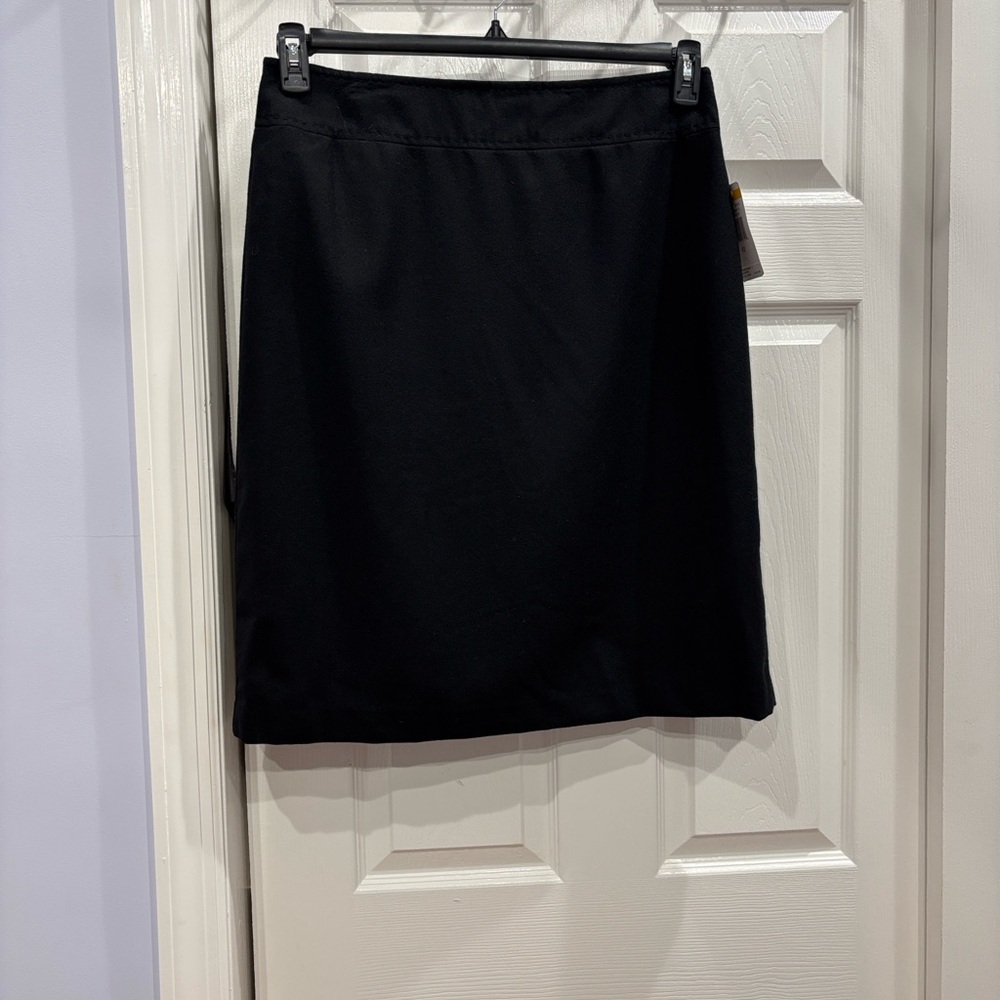 Rafaella Classic Black A-Line Skirt